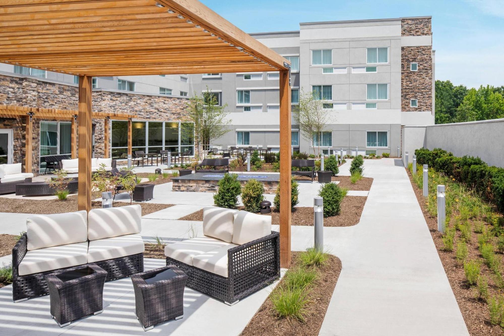 Hotel Courtyard By Marriott Wayne Fairfield Esterno foto