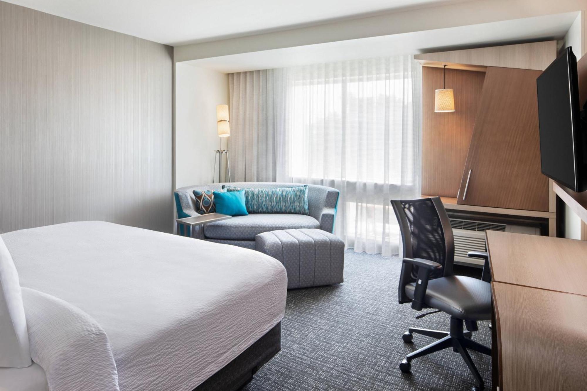 Hotel Courtyard By Marriott Wayne Fairfield Esterno foto